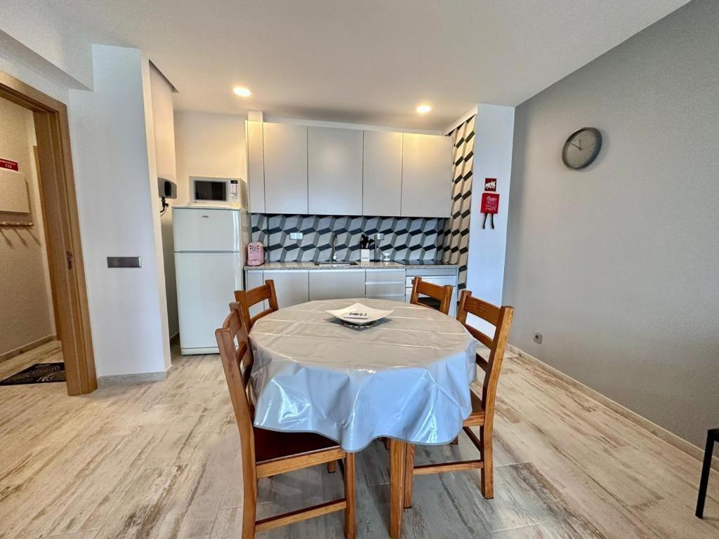 Panorama Family Apartment Портиман Екстериор снимка